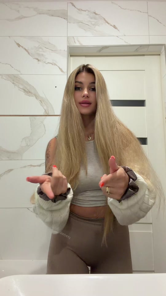 @Karola