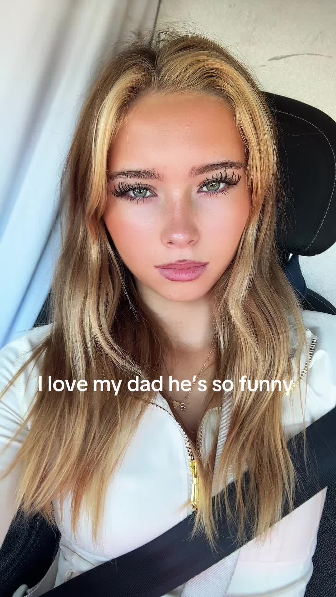 @Sofiaaa