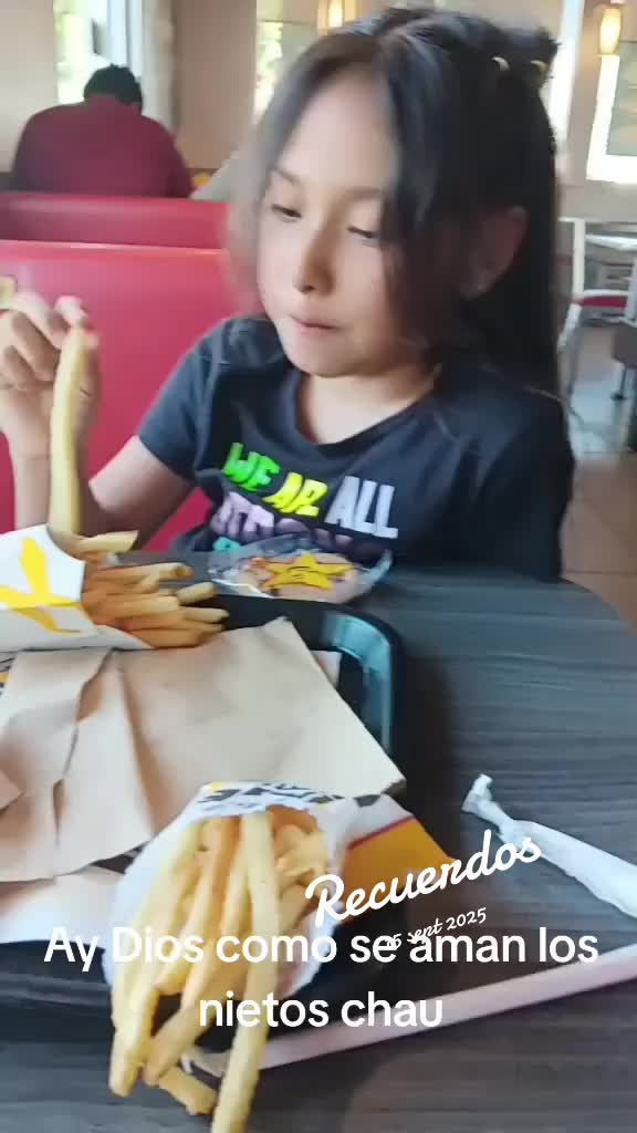 @catalinavlopez