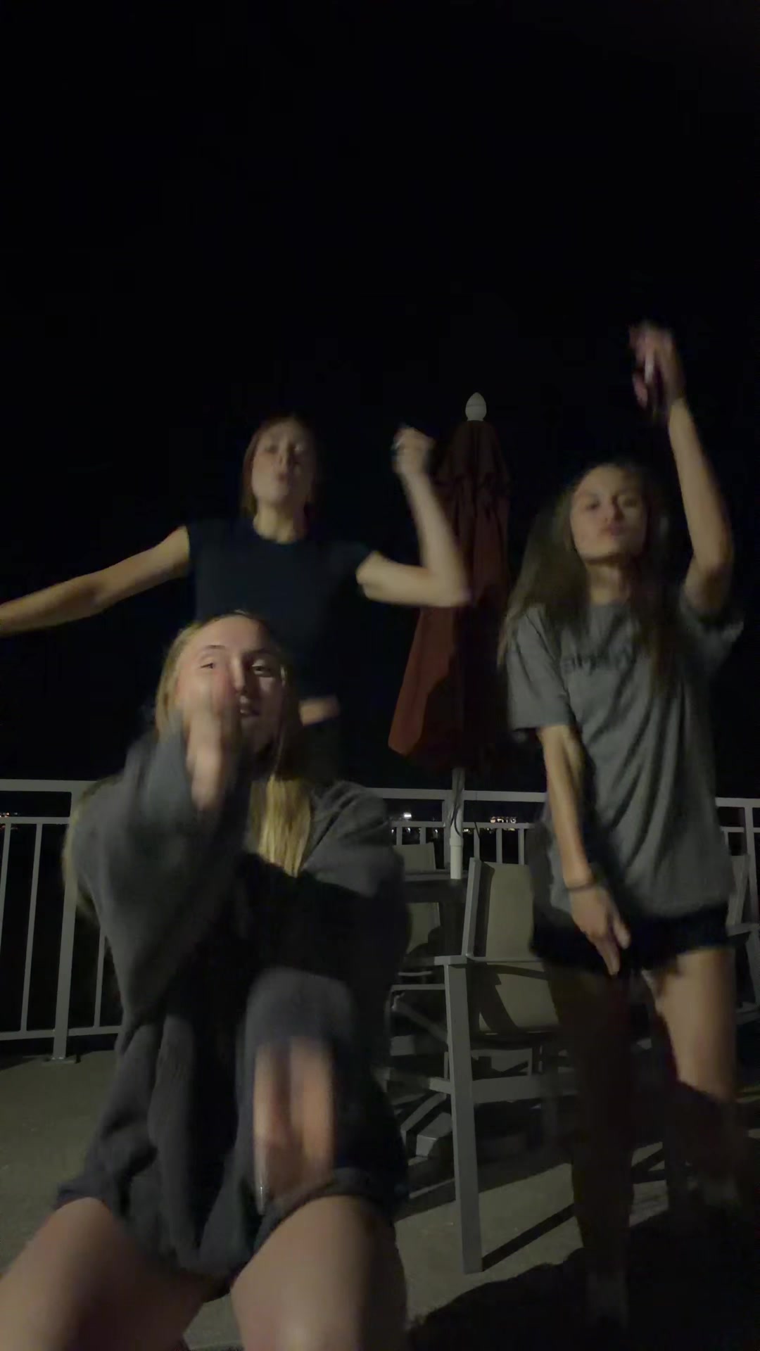 @av