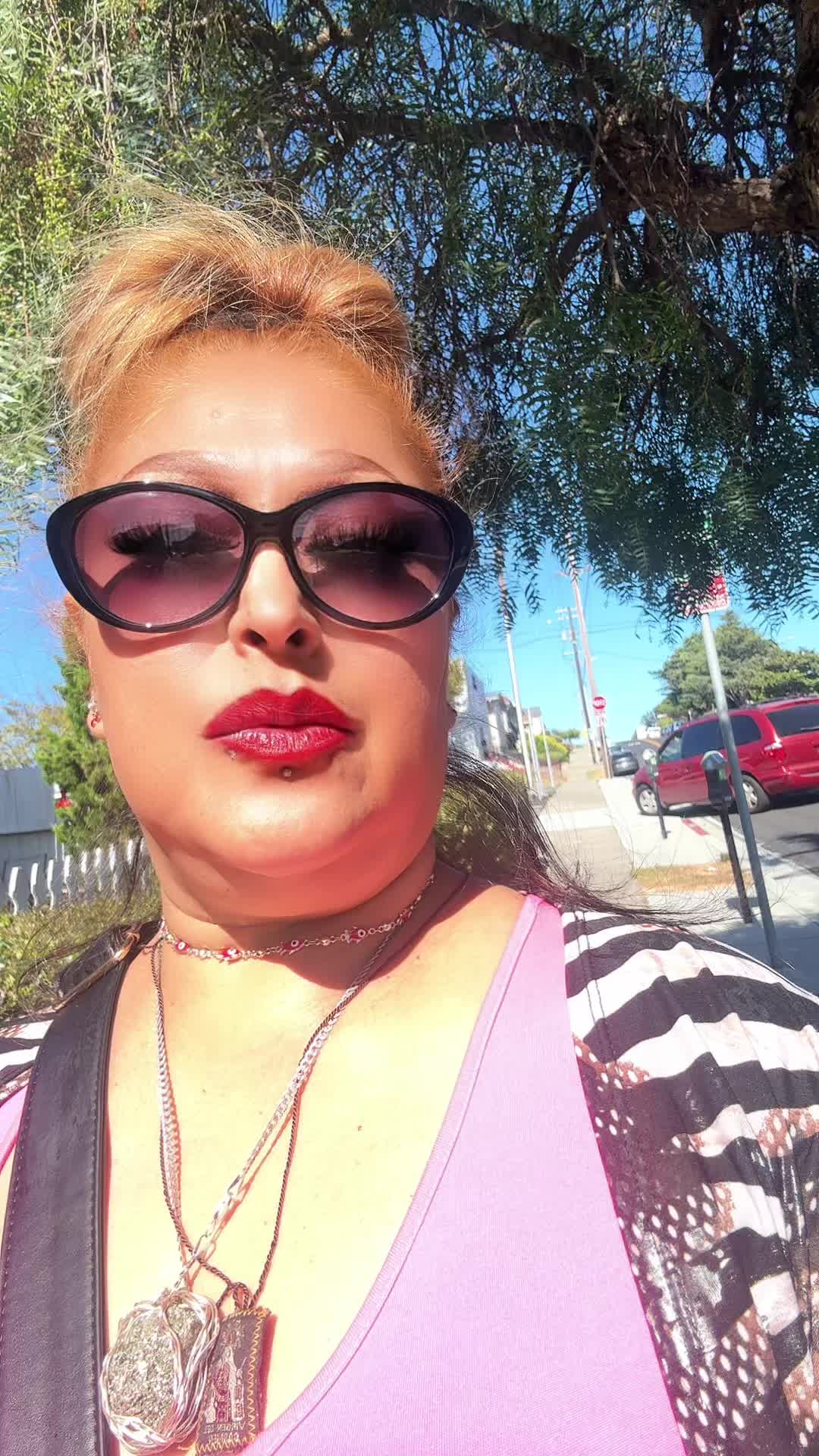 @Leticia pineda