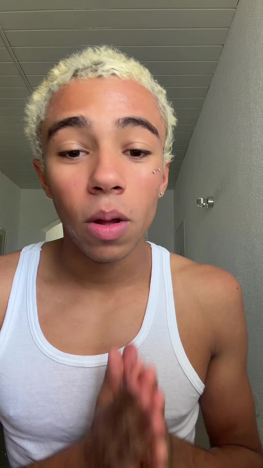 @Marlon