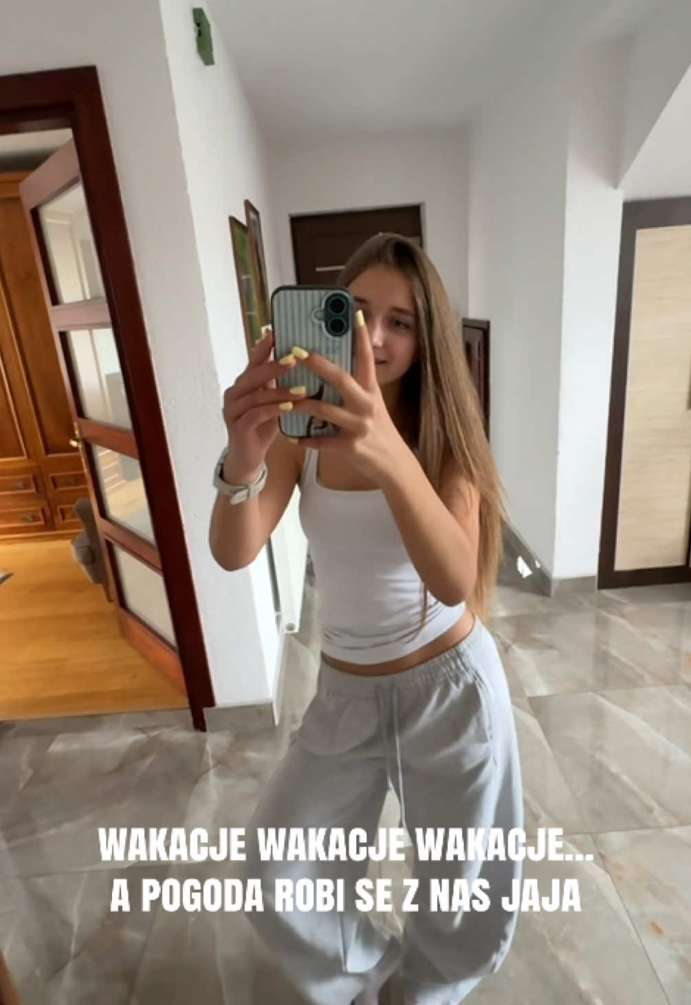 @ᴀɴɪᴀ