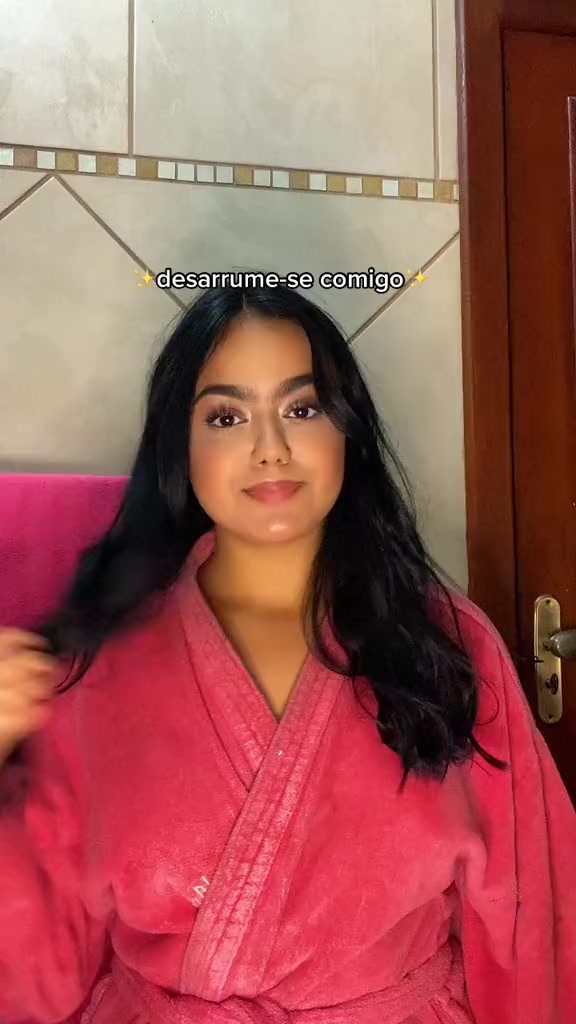 @Victória Nogueira