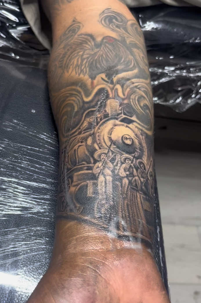 @elgustoo.tatts