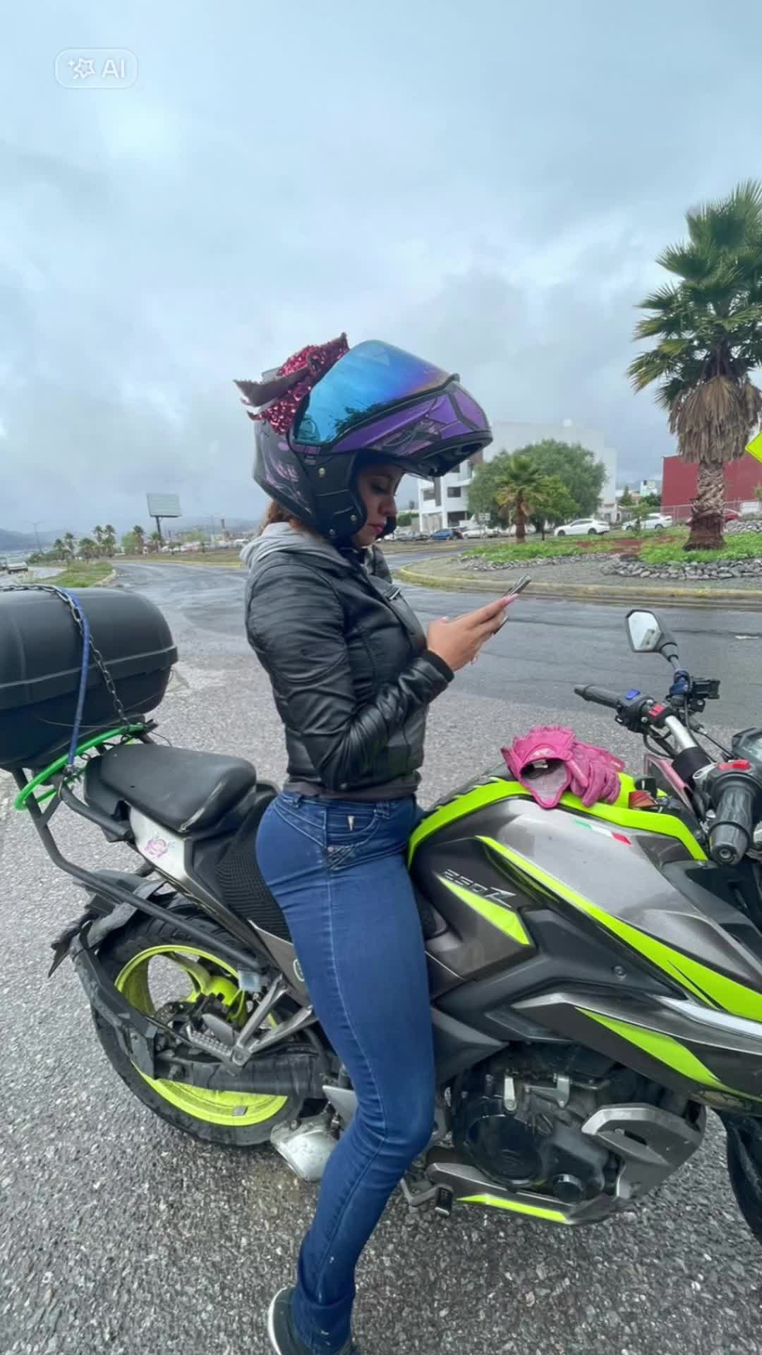 @Chinita Biker 🌻