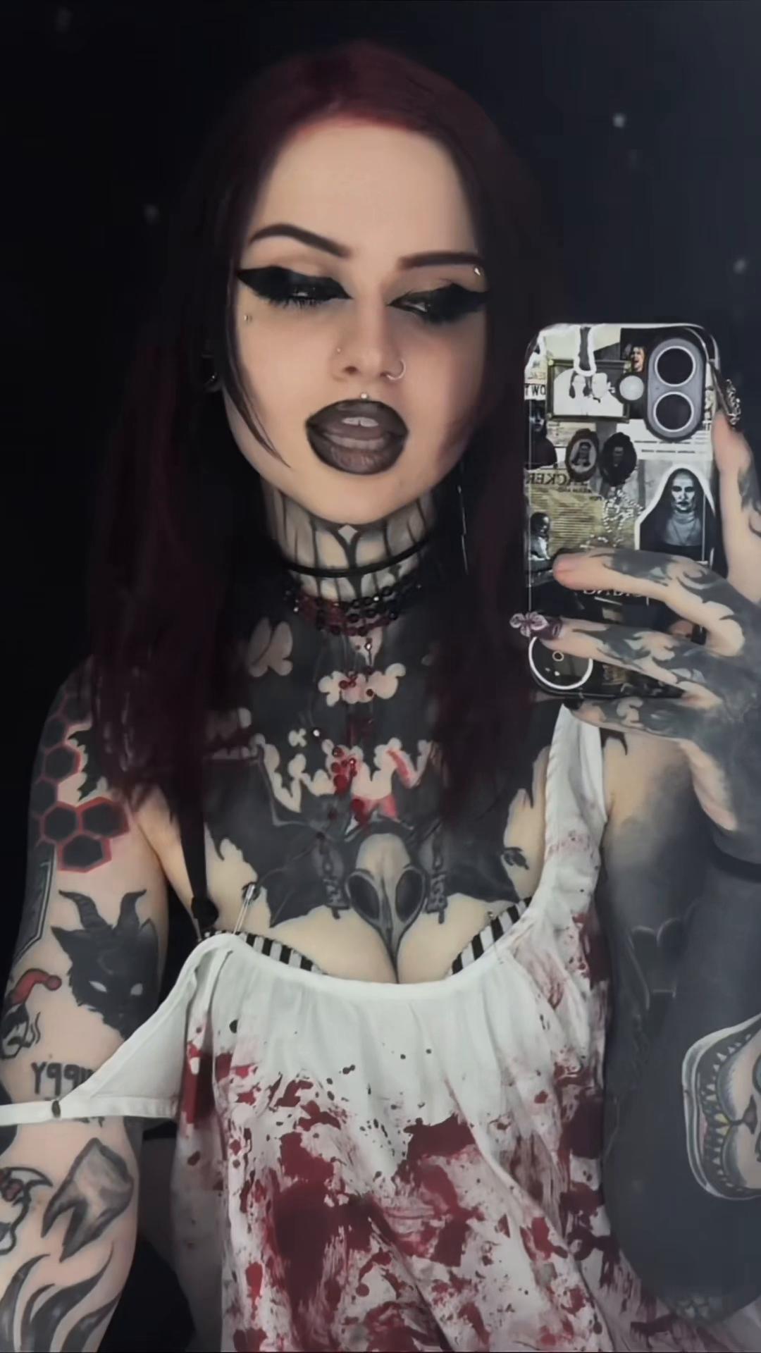 @˚ ♱ 𝔰𝔢𝔯𝔞𝔰 ♱˚