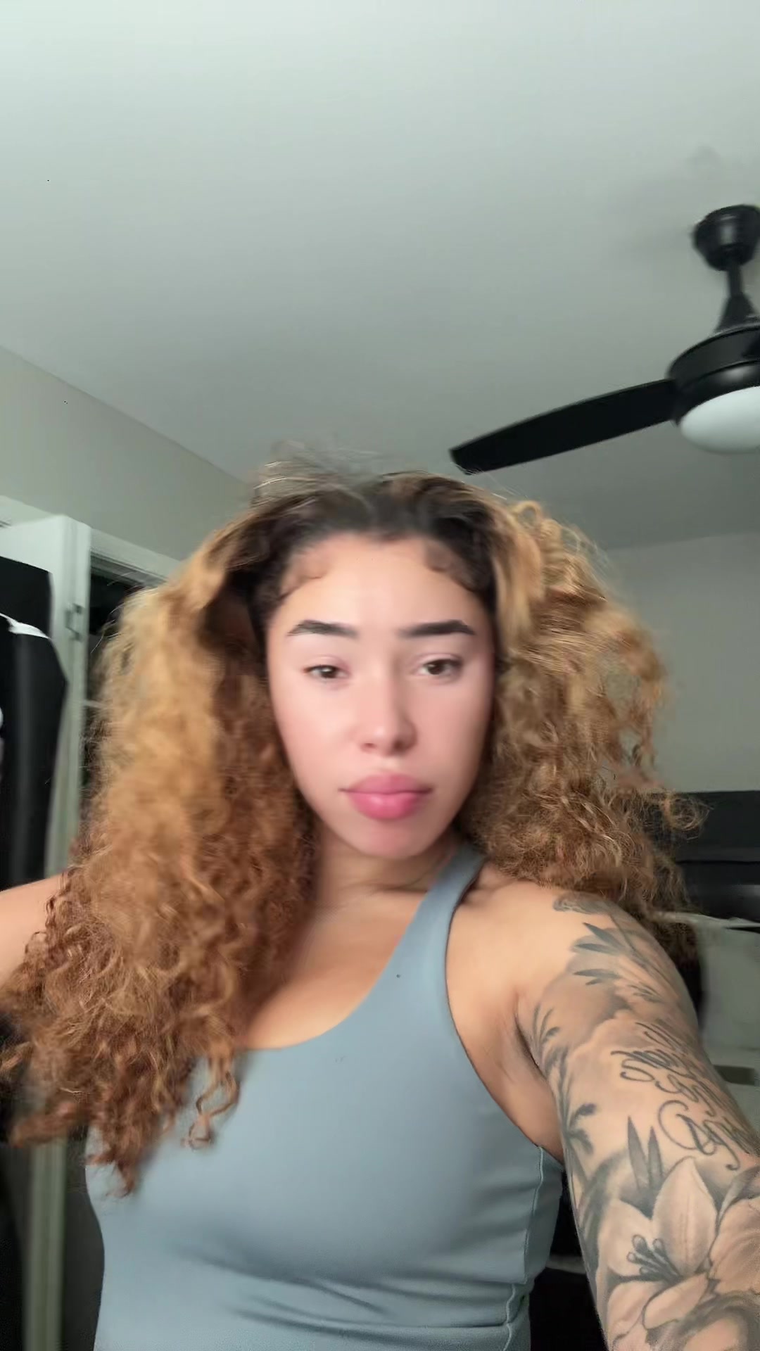 @Bella