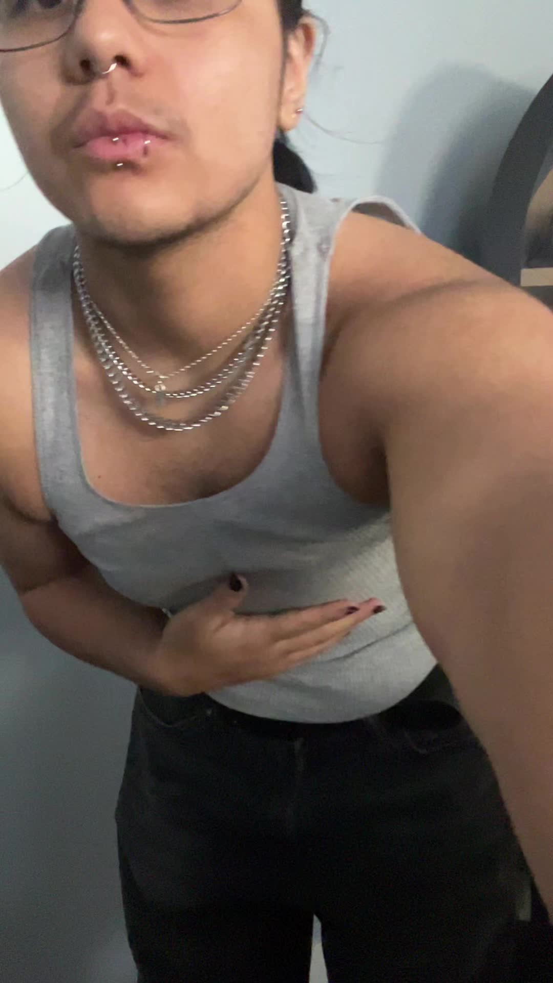 @Akuma