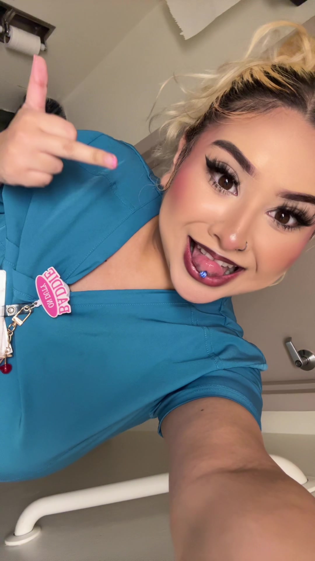 @toni