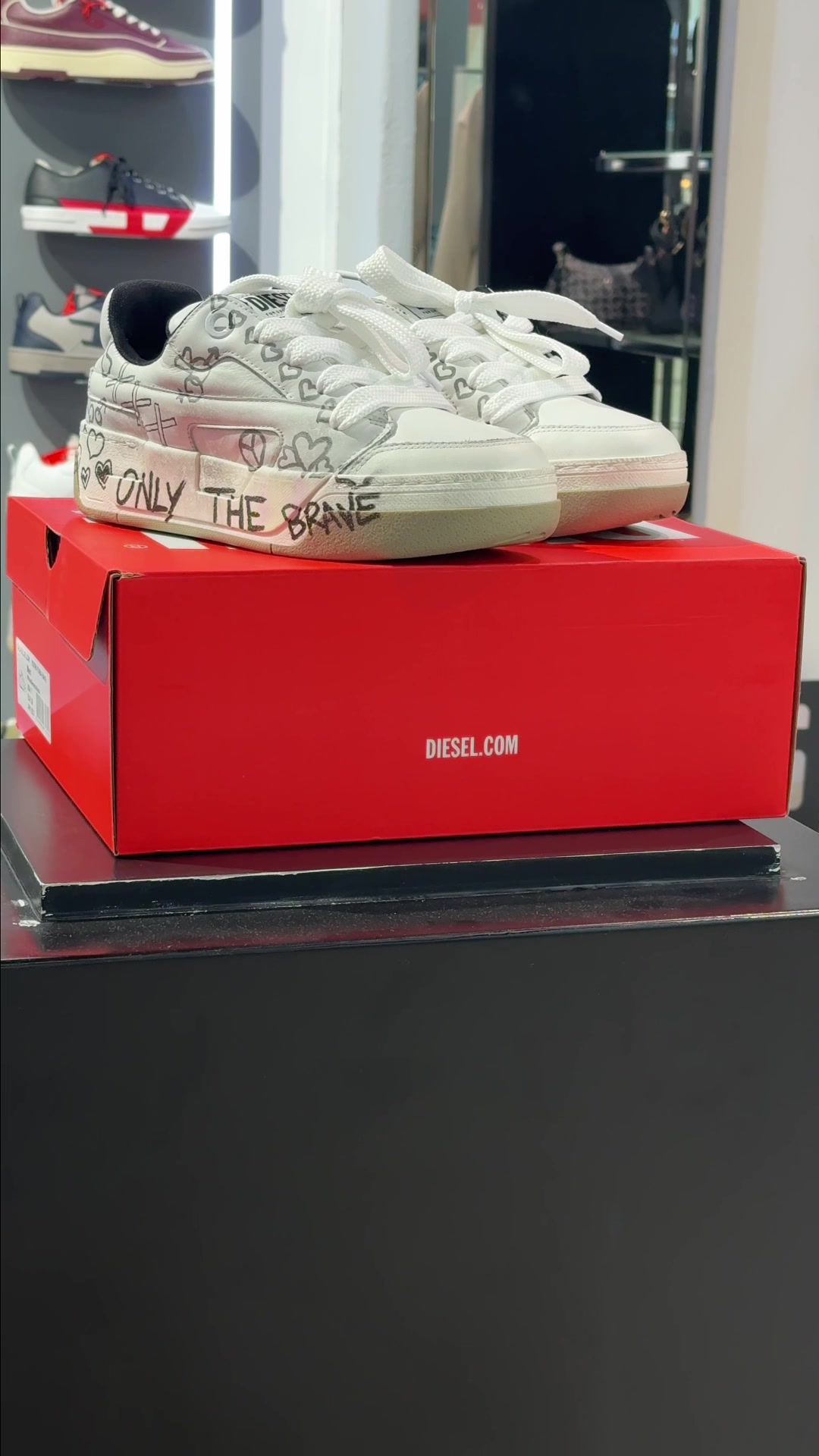@Subwear