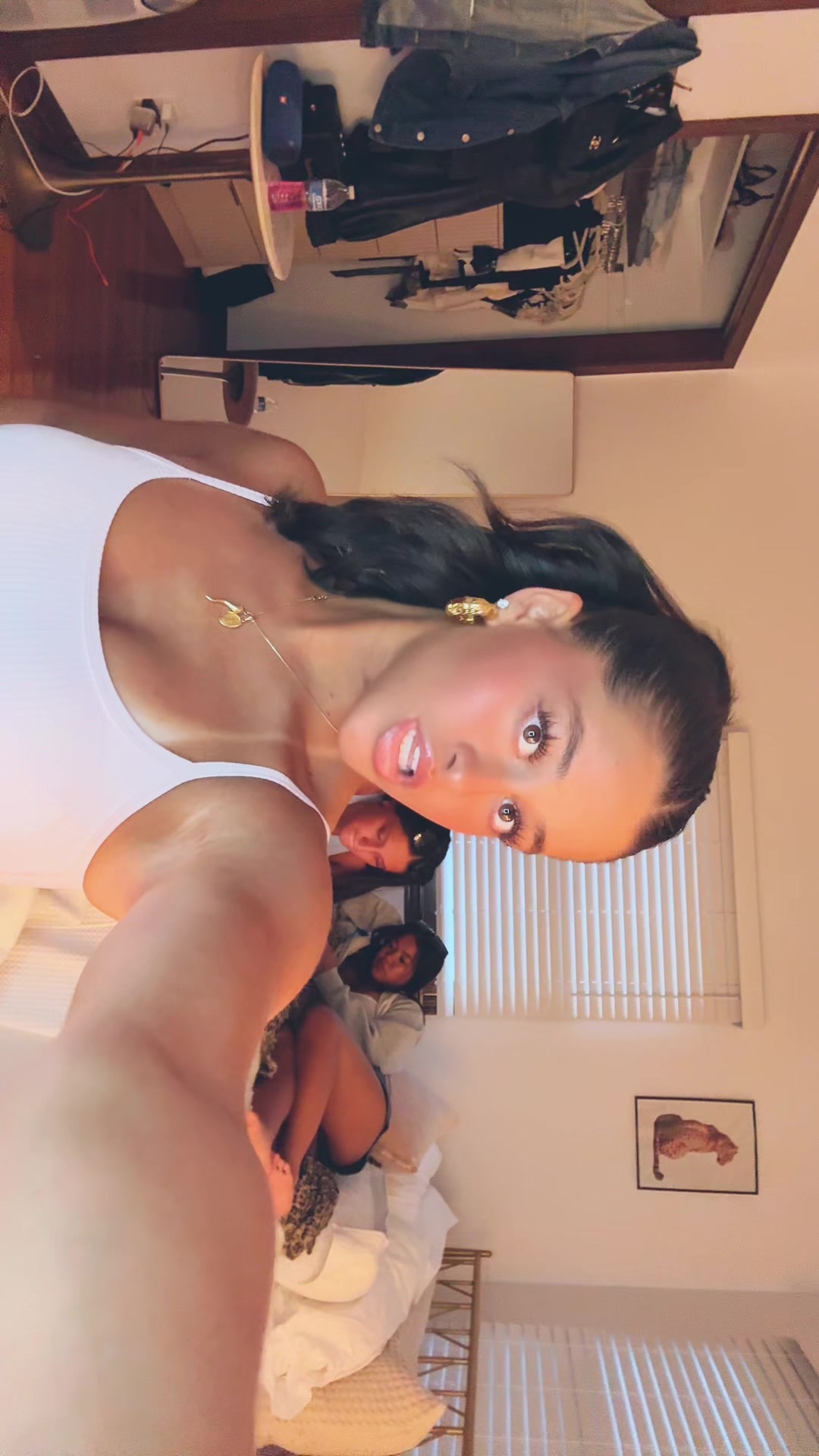 @absecretspam00