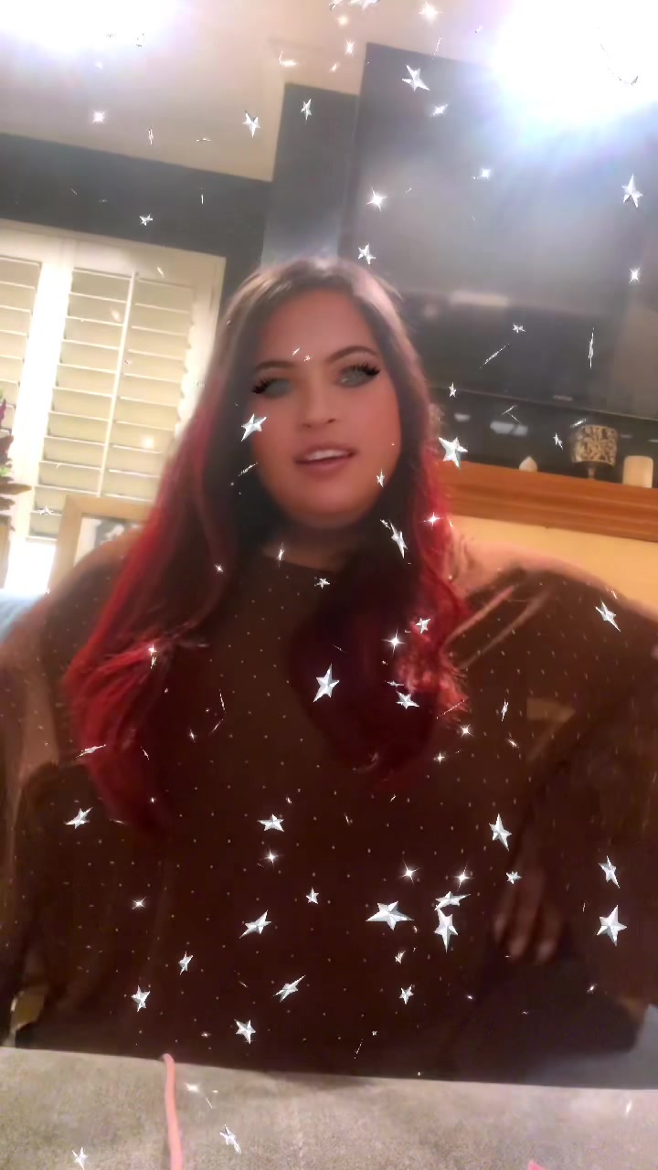 @Chula Qeen sexy shaking A+E 👾