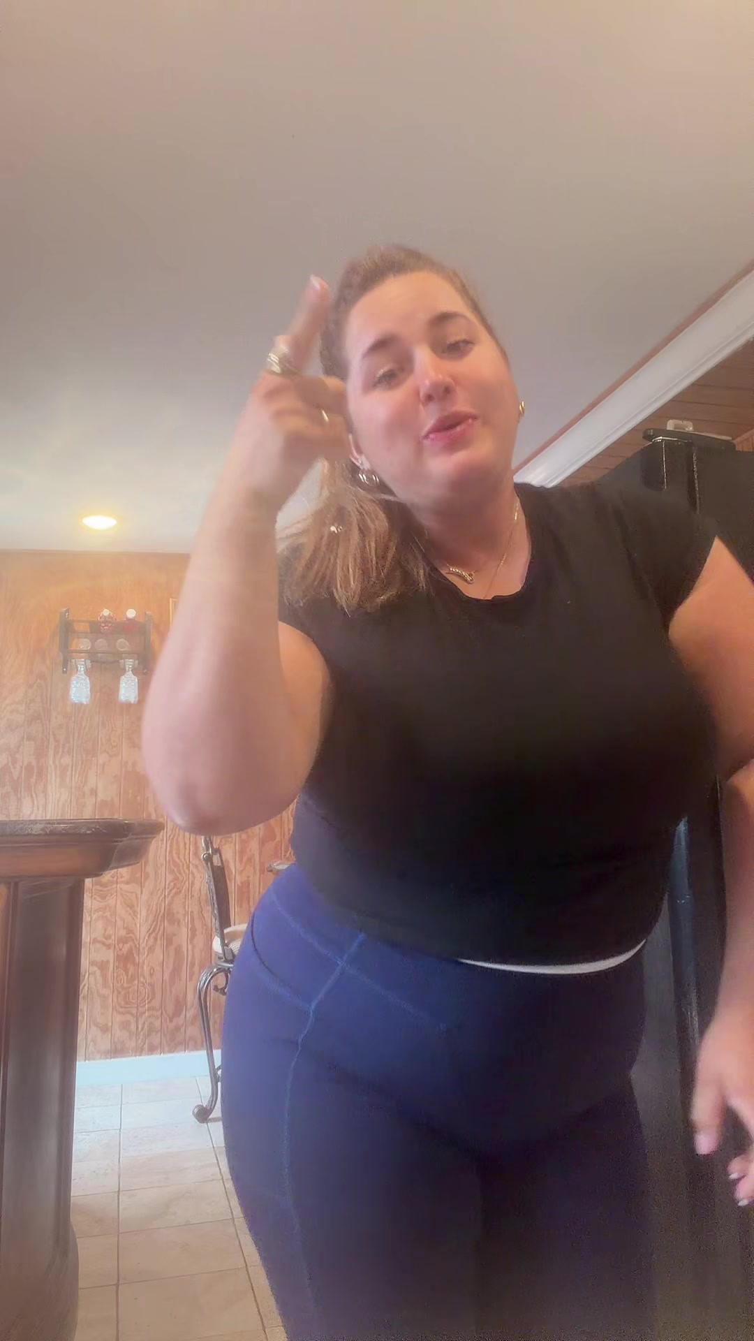 @yisleny