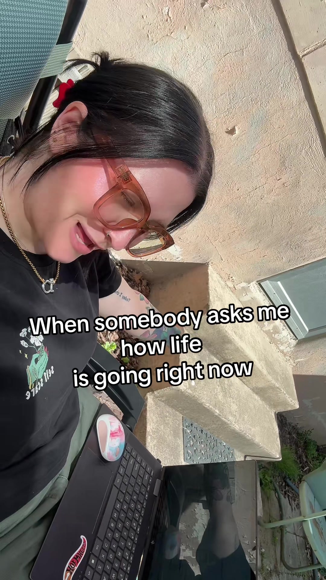 @Bee