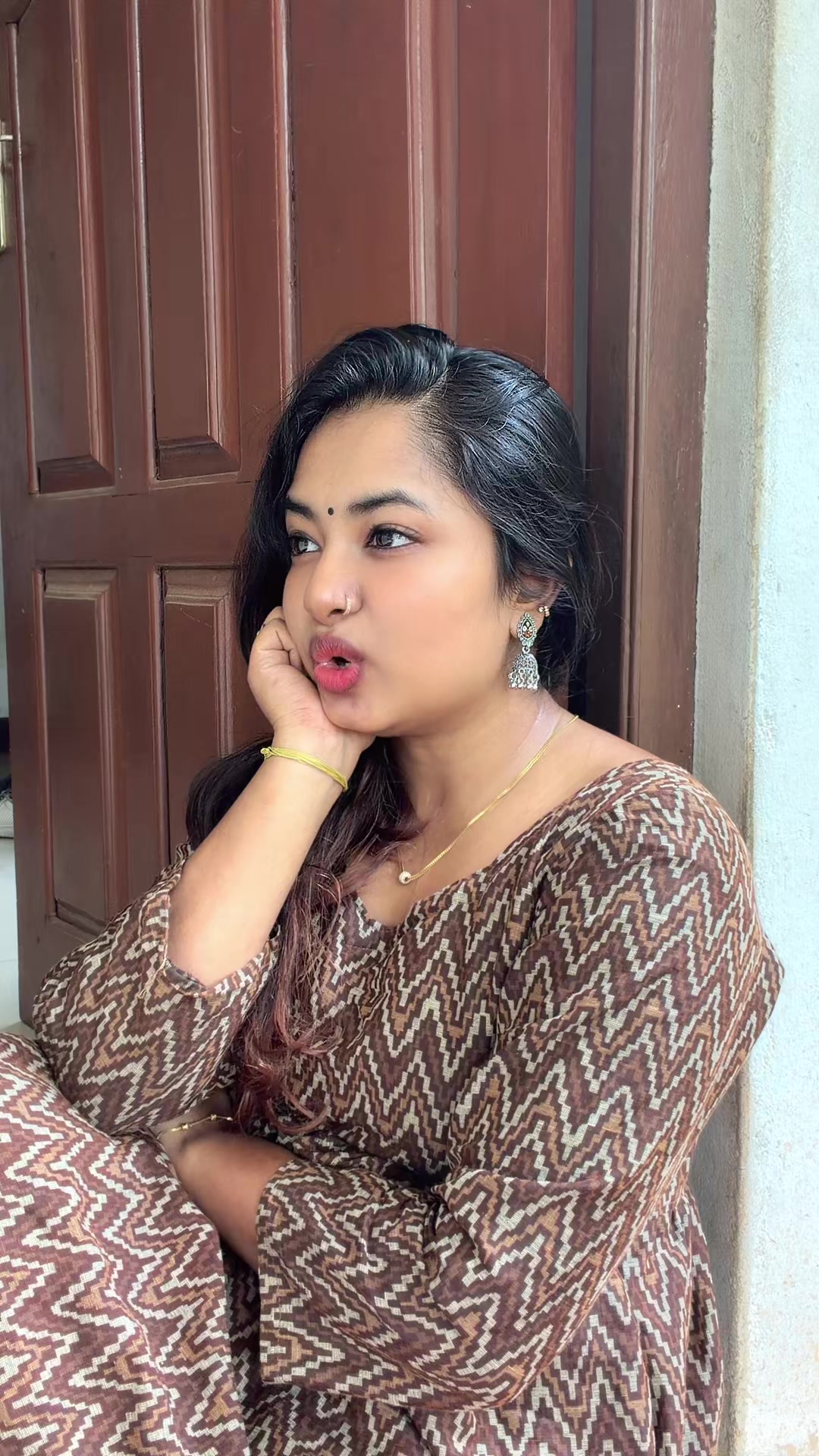 @thakshika_thayalan