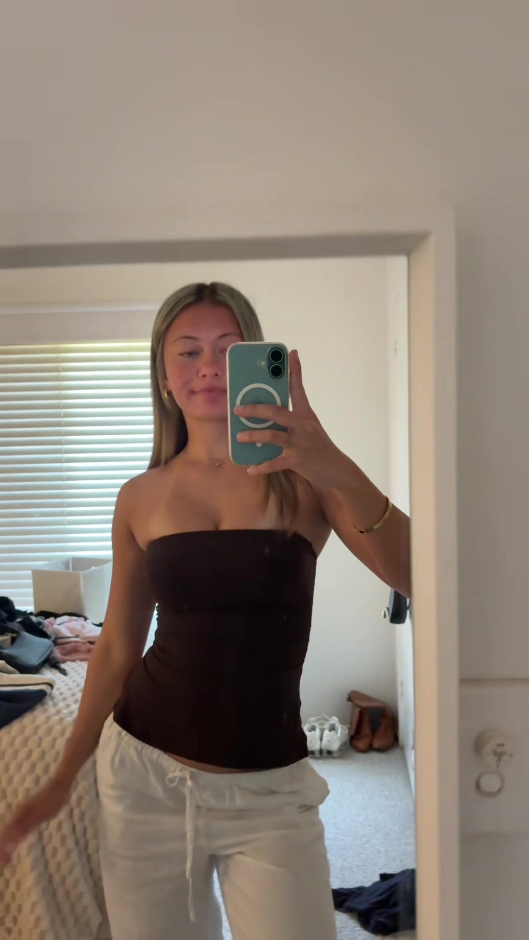 @ELLA TINO