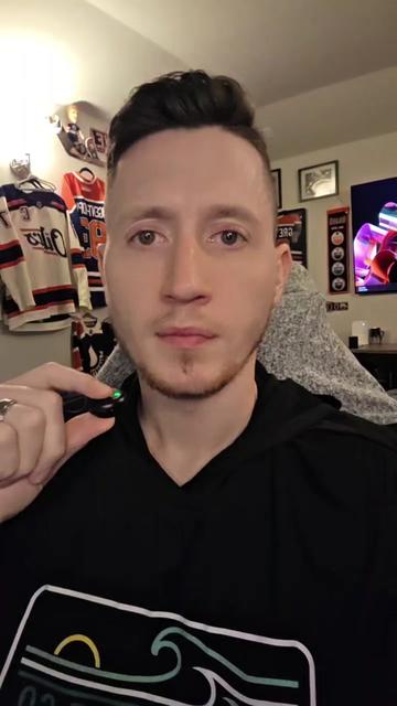 @ImAHockeyGuy