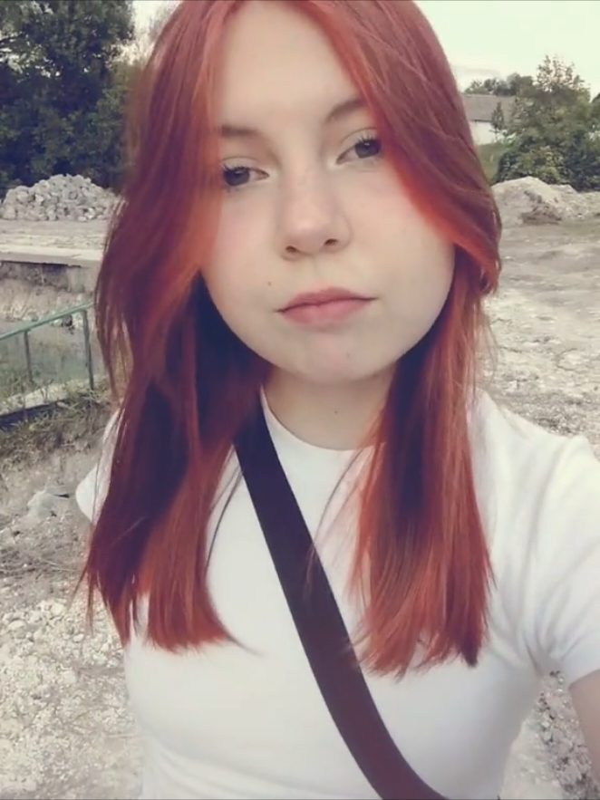 @машка