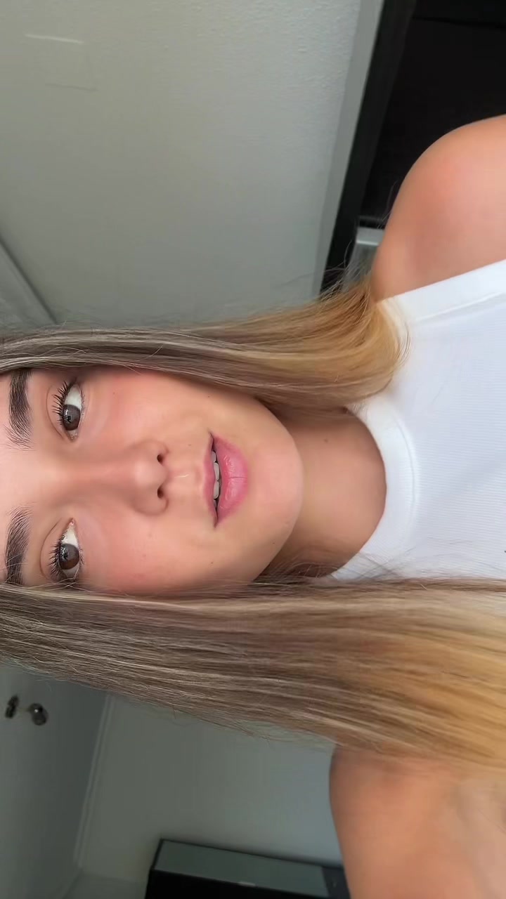 @Carlota Flores