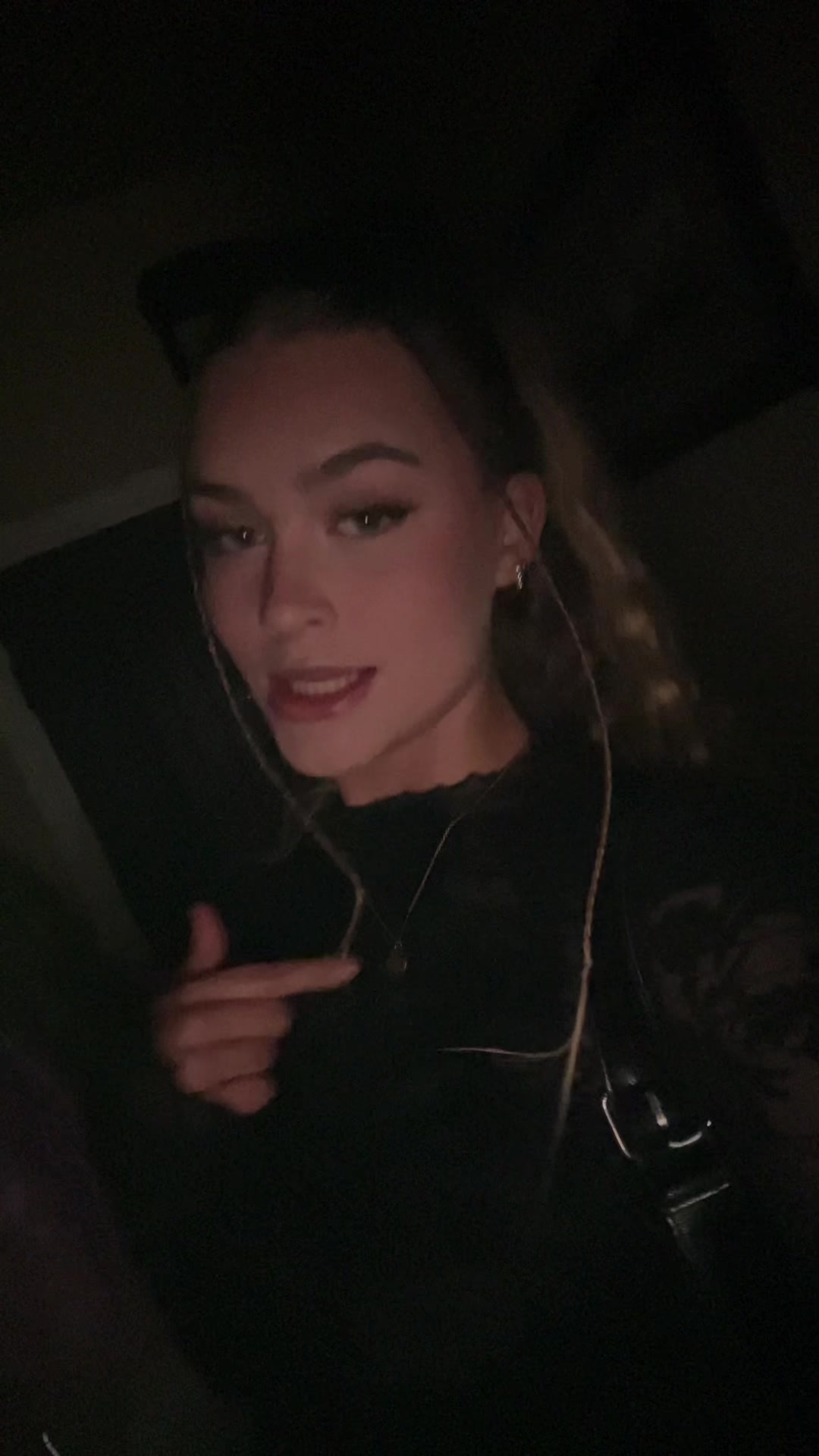 @Laura