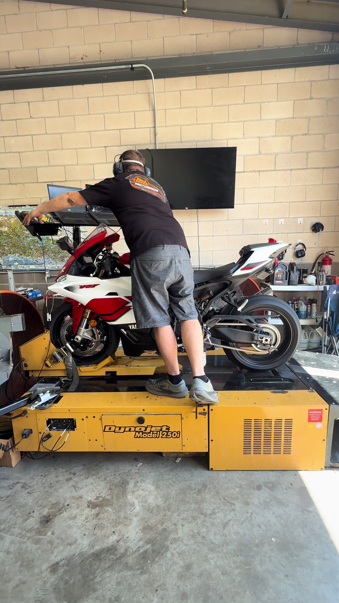 @MotoBros