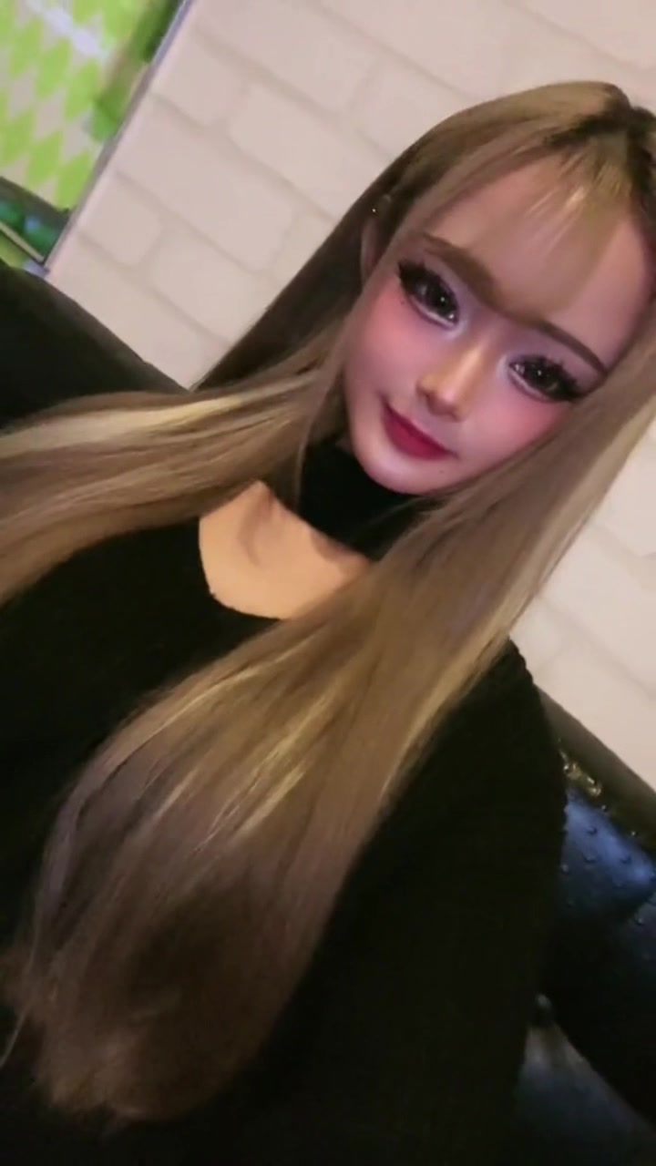 @CHIKA