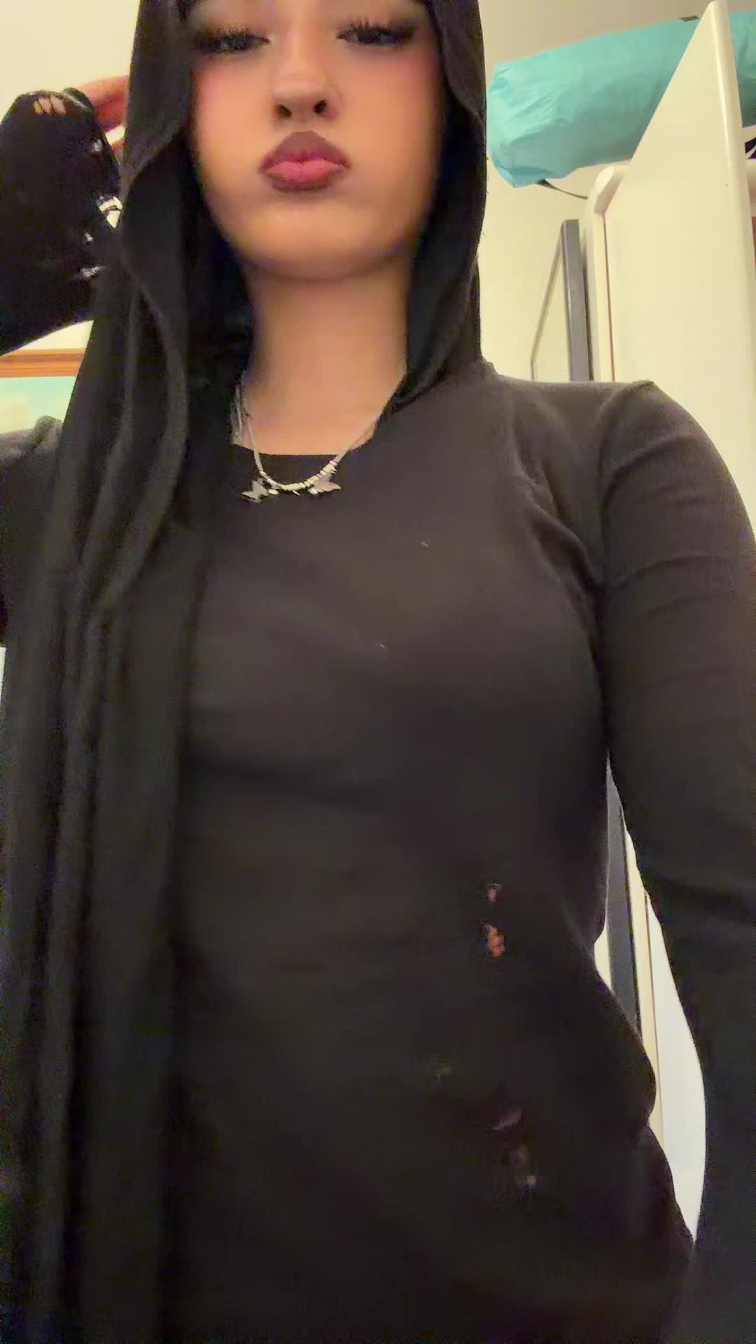 @𝓕𝓪𝓽𝓲 ❦