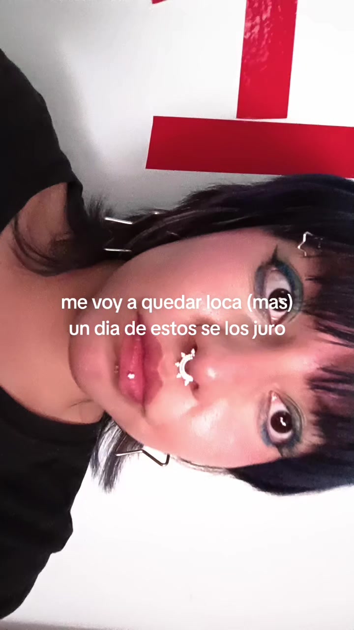 @Zo̷e >|< |-/
