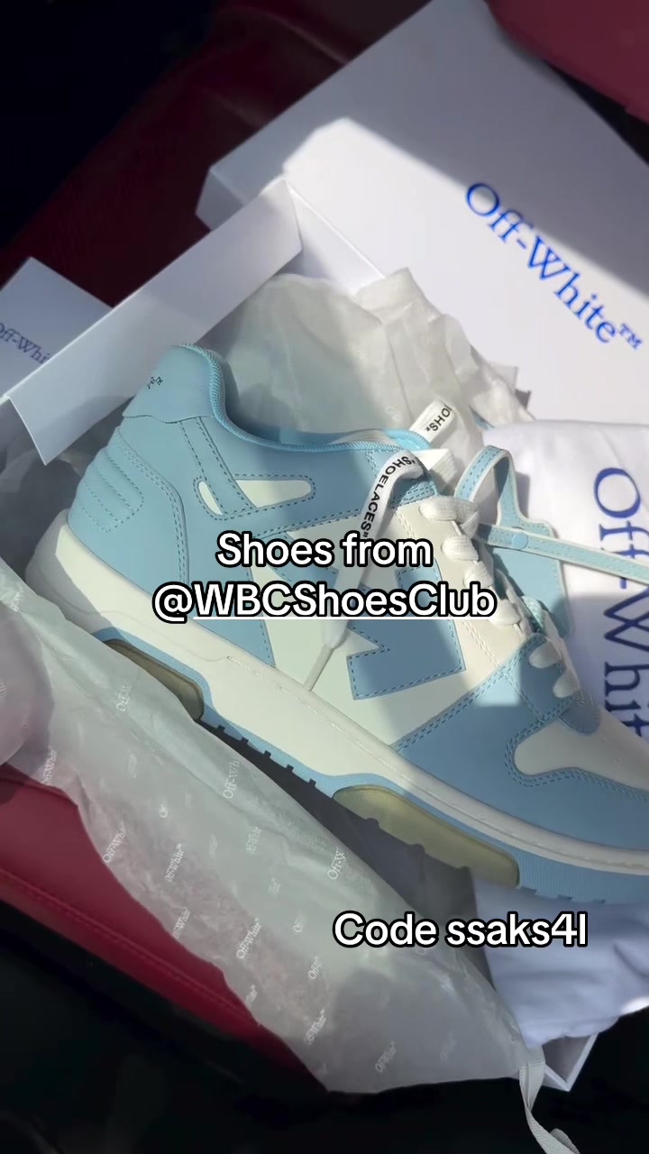 @⃟