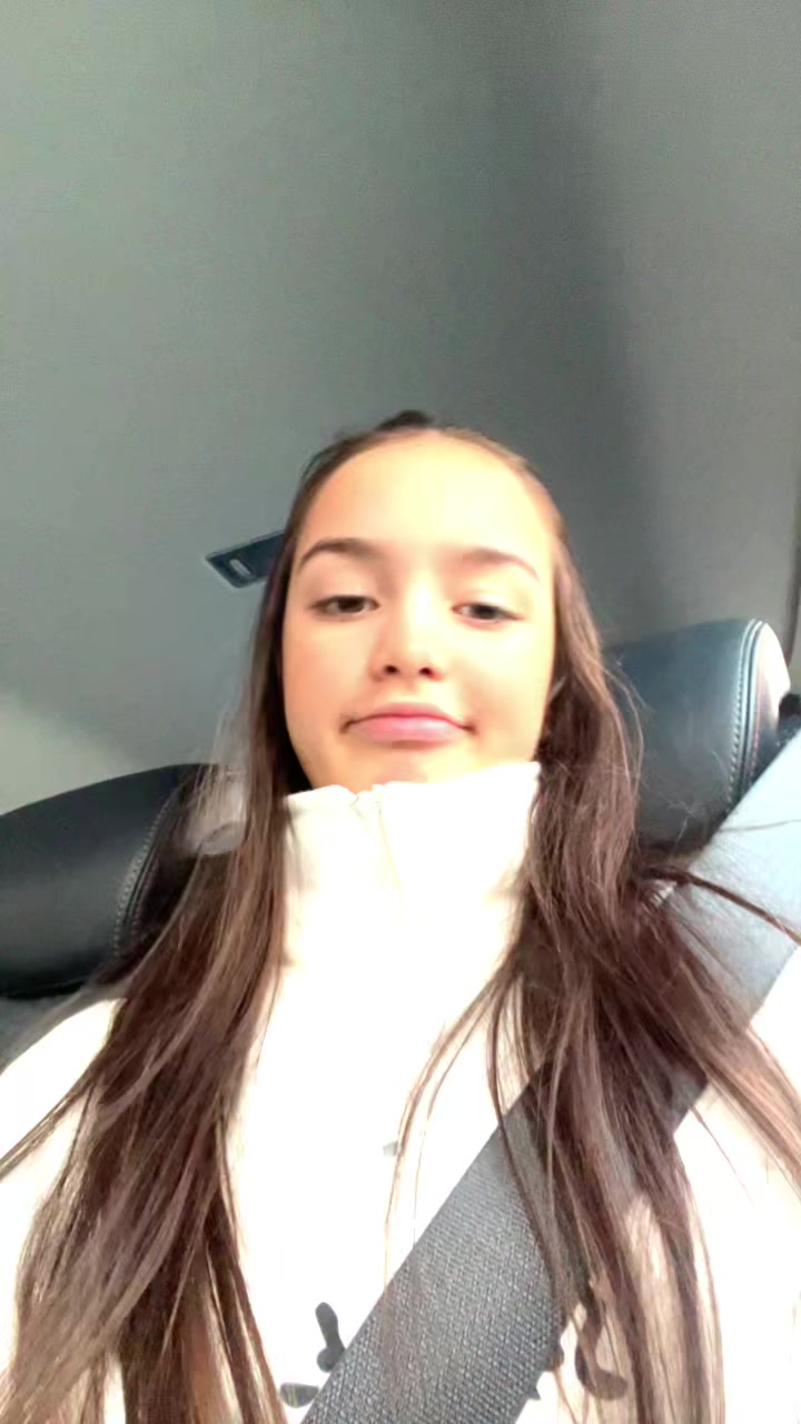 @jaz_sturba