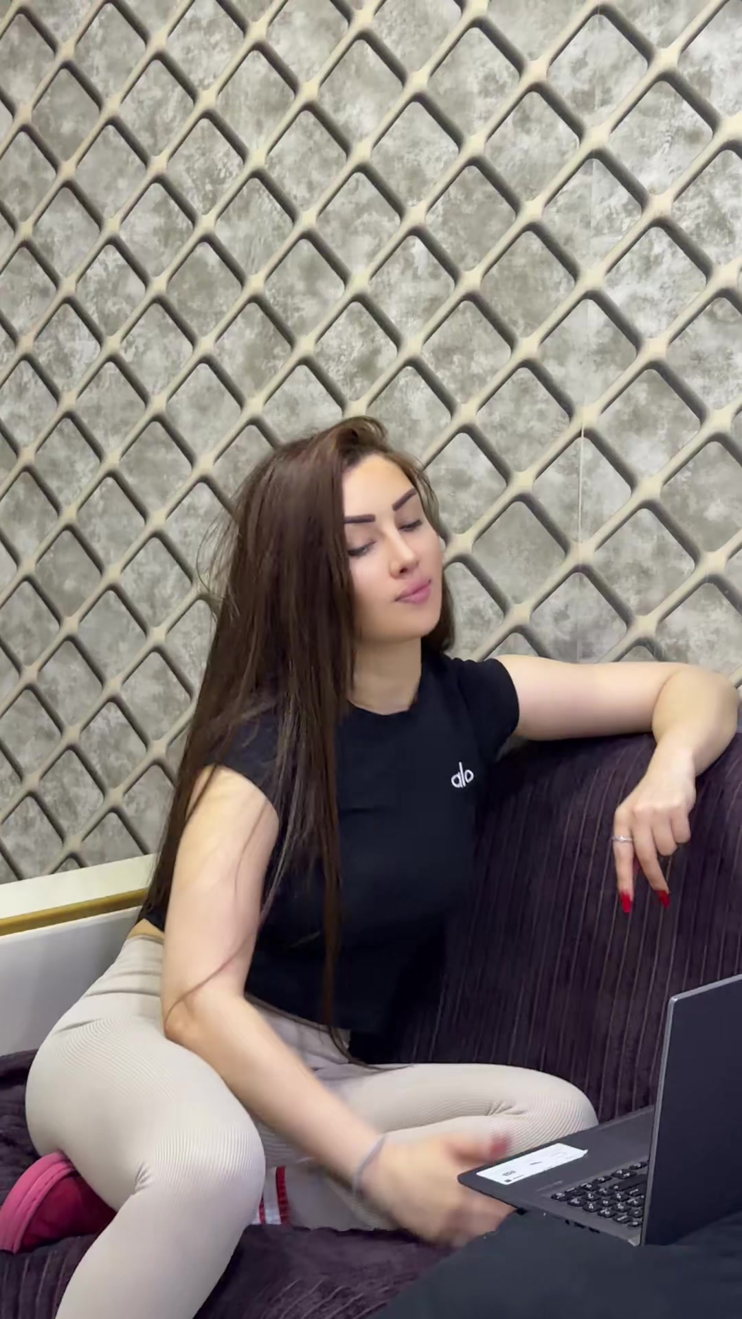 @Efsun_Alyeva