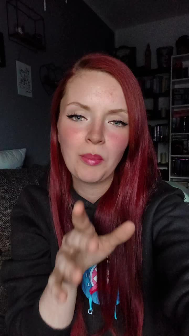 @x_xFake_Redheadx_x