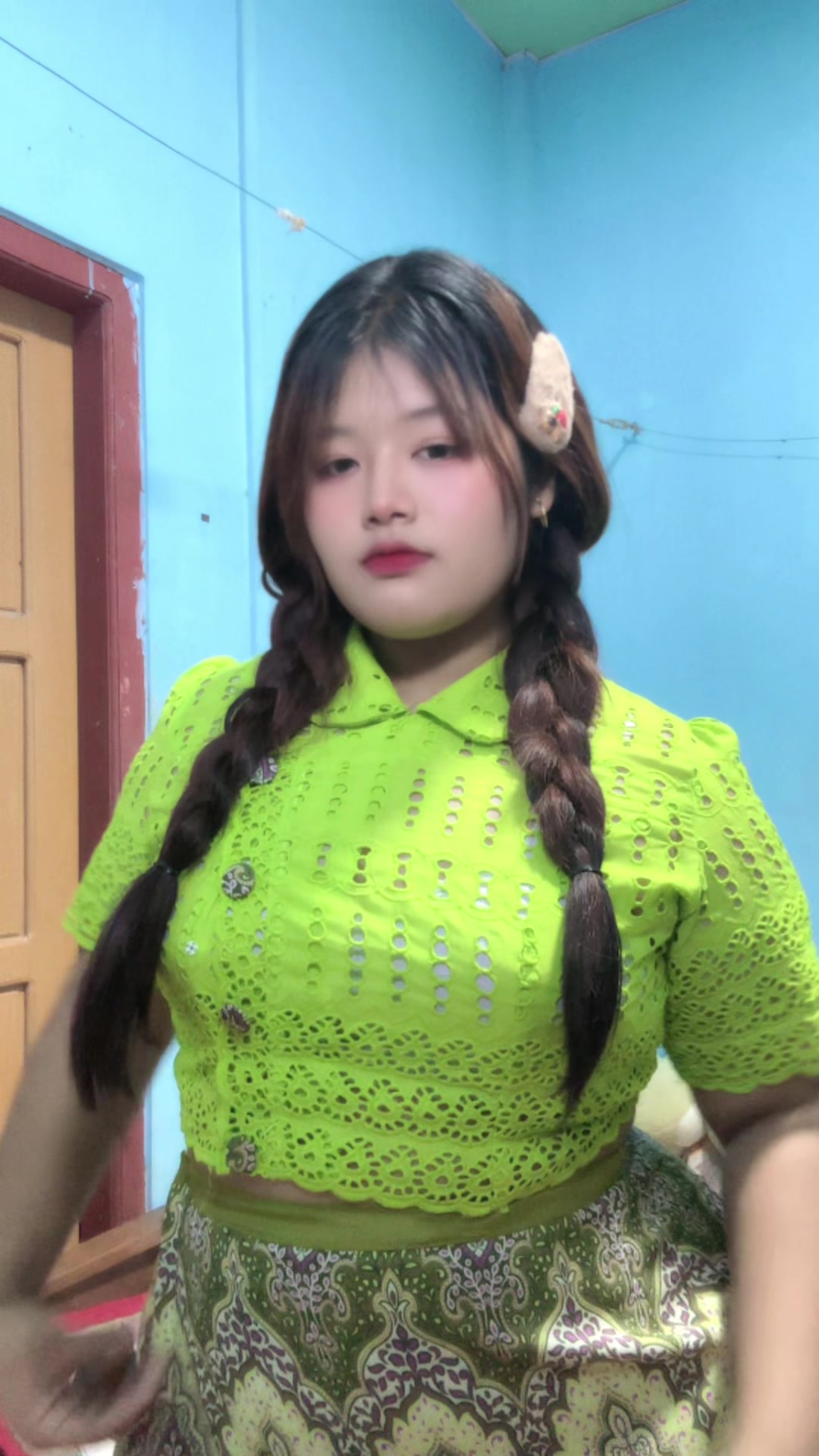 @yoon.wadi.kyaw(official Acc)
