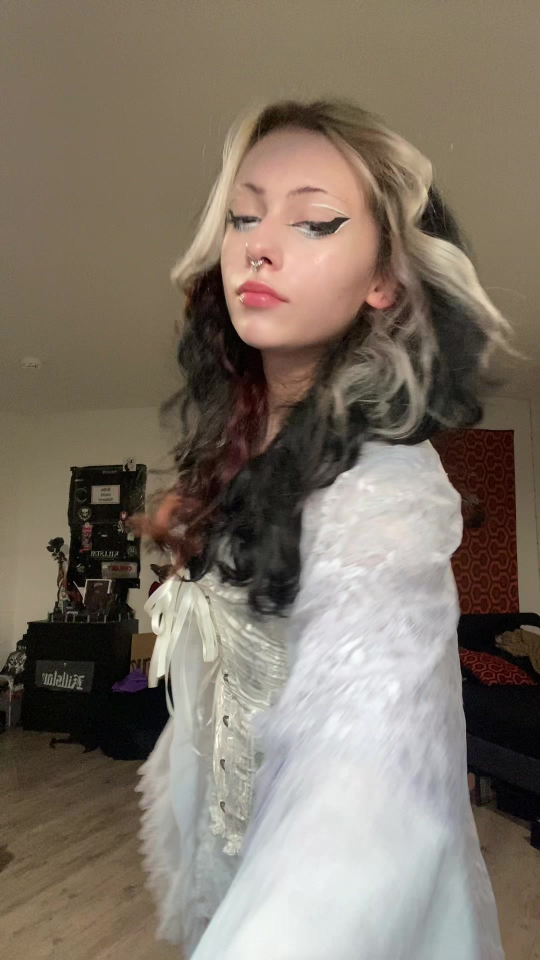 @Fl3di