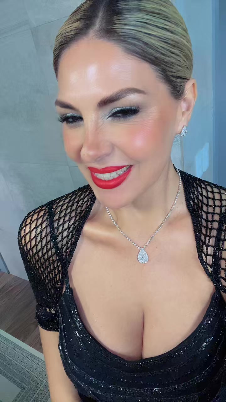 @Dra Cecy Trevi&ntilde;o