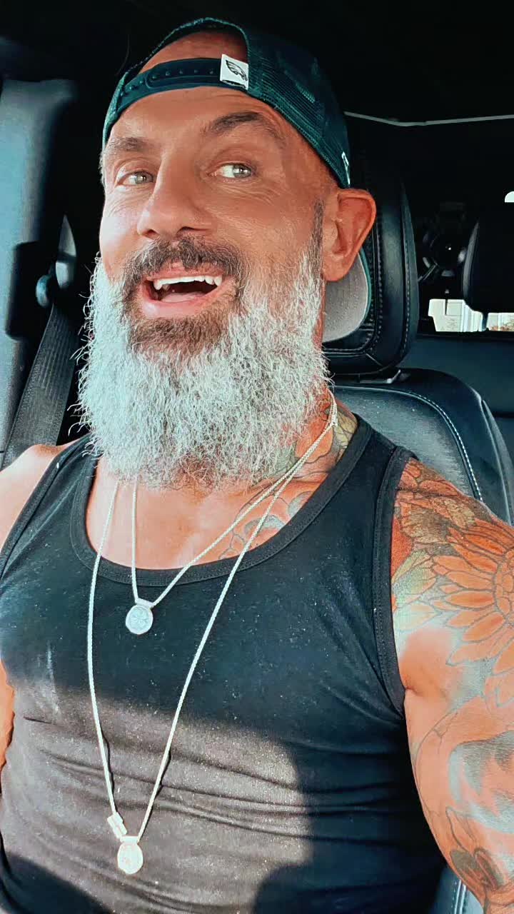 @Vug_77