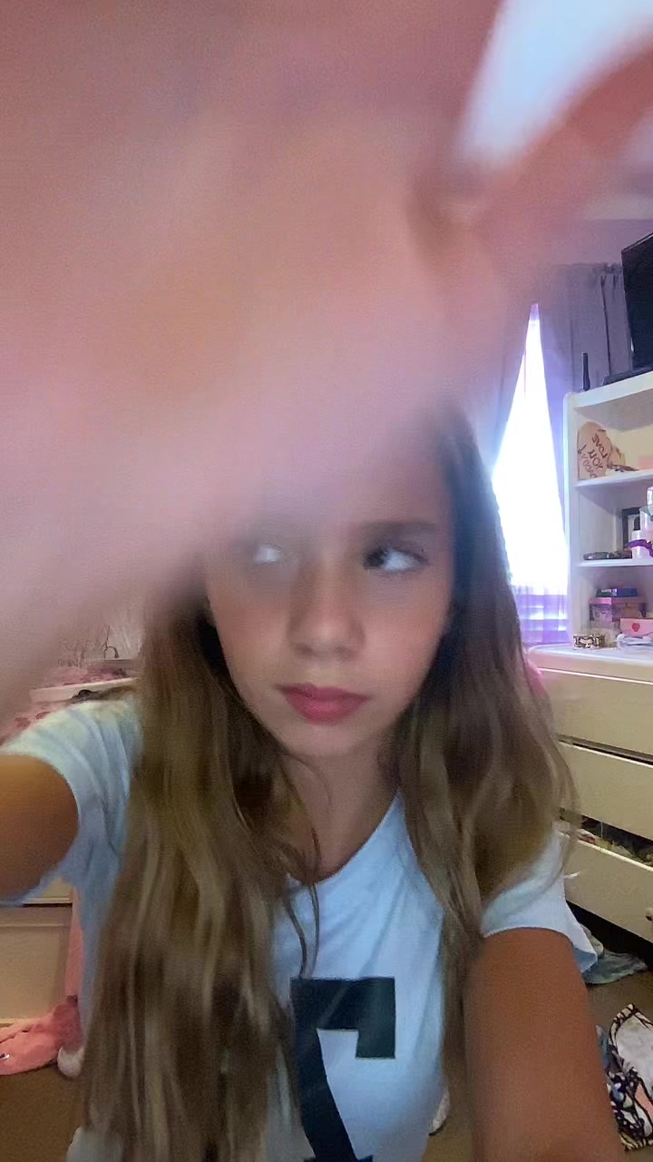 @Chloe parrot official account