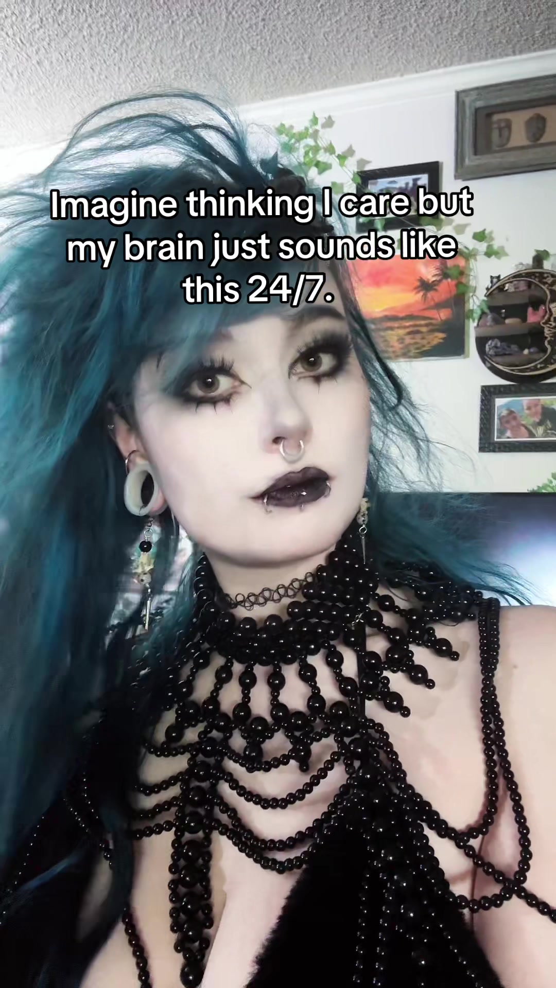 @itseviebat