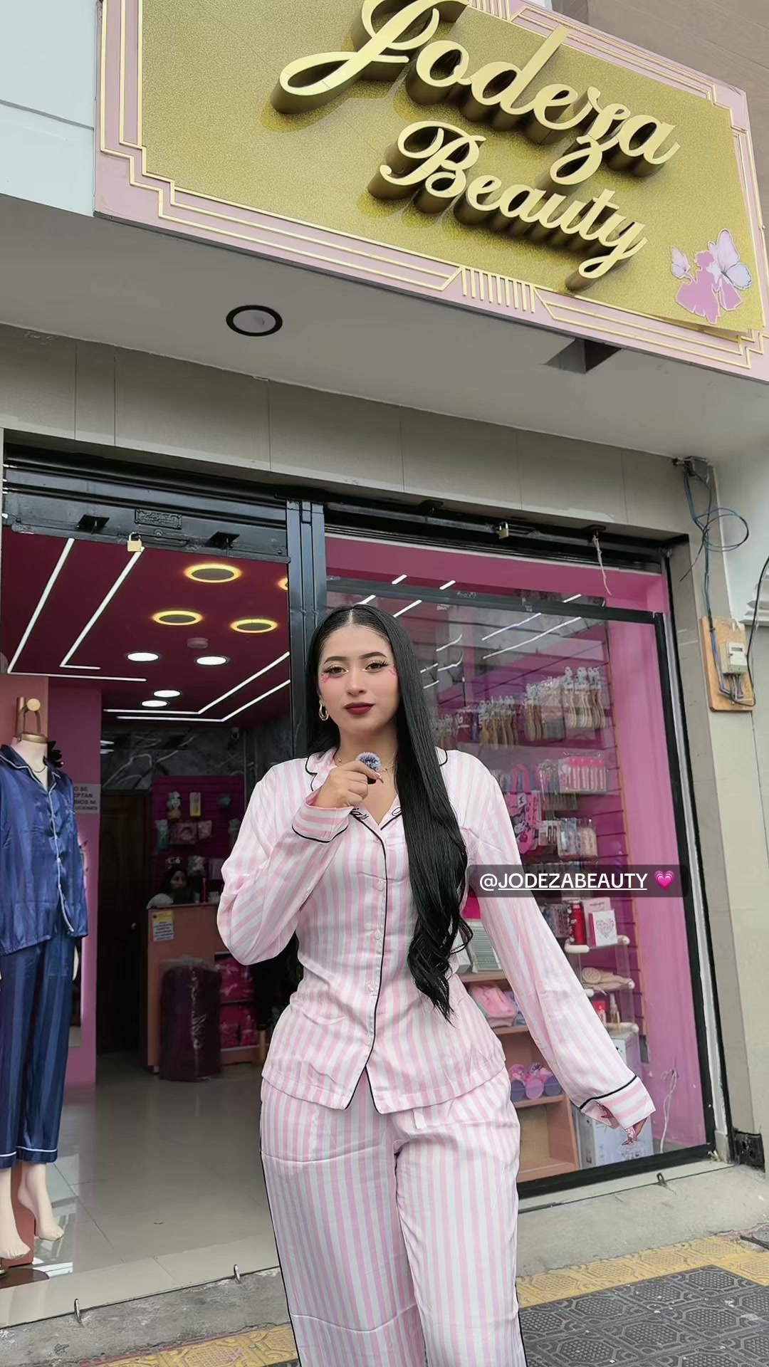 @Tienda De Ropa Global