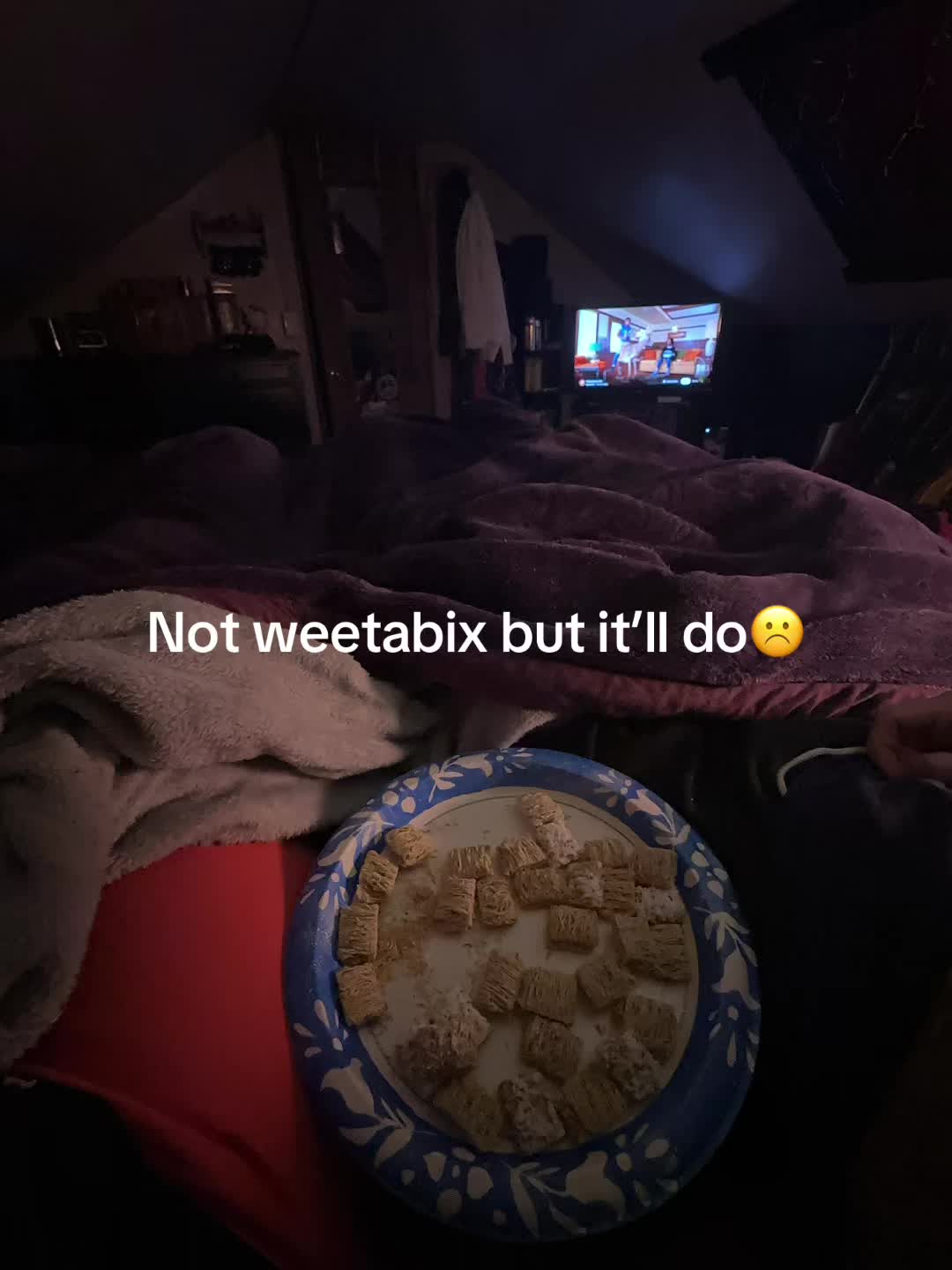 @zoejanesones
