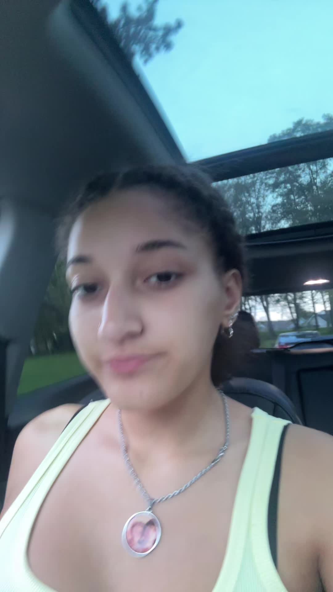 @Adrianna🌸