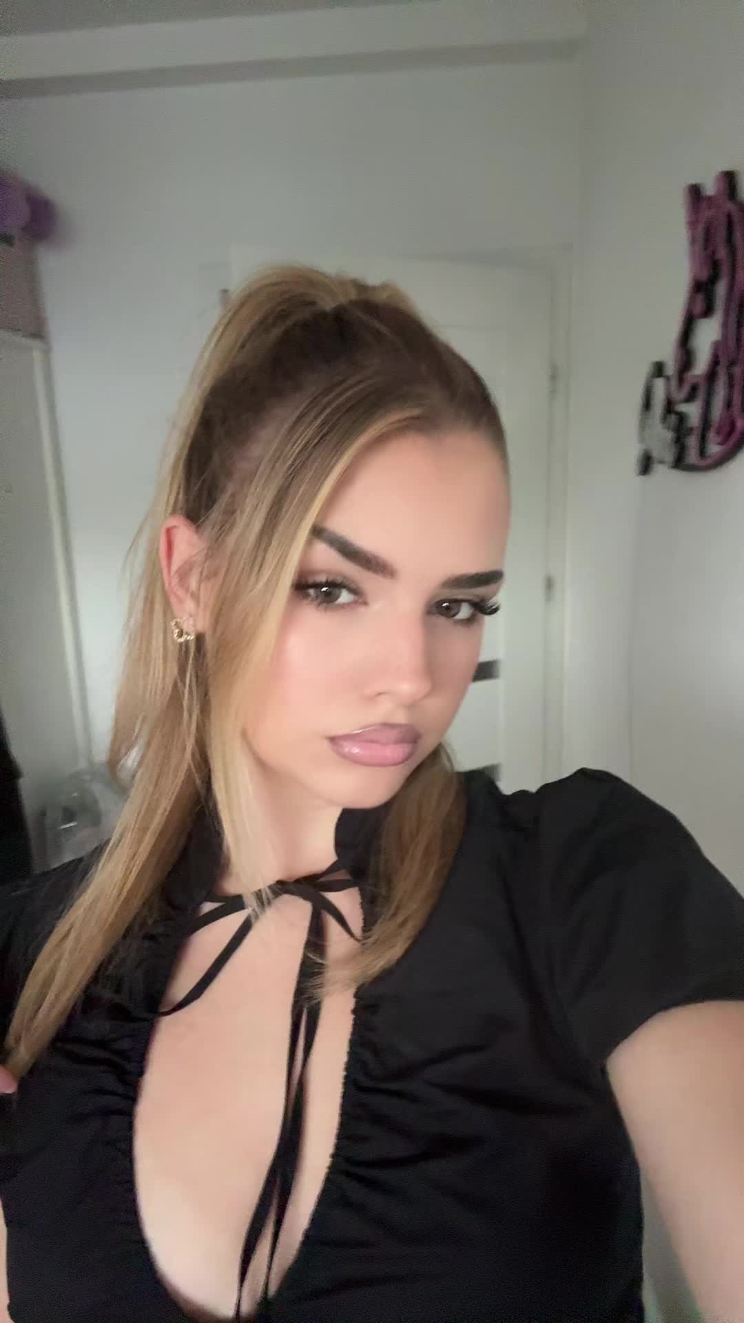 @𝑔𝓅𝓊𝒸𝒽𝒶𝓁𝓈𝓀𝒶_