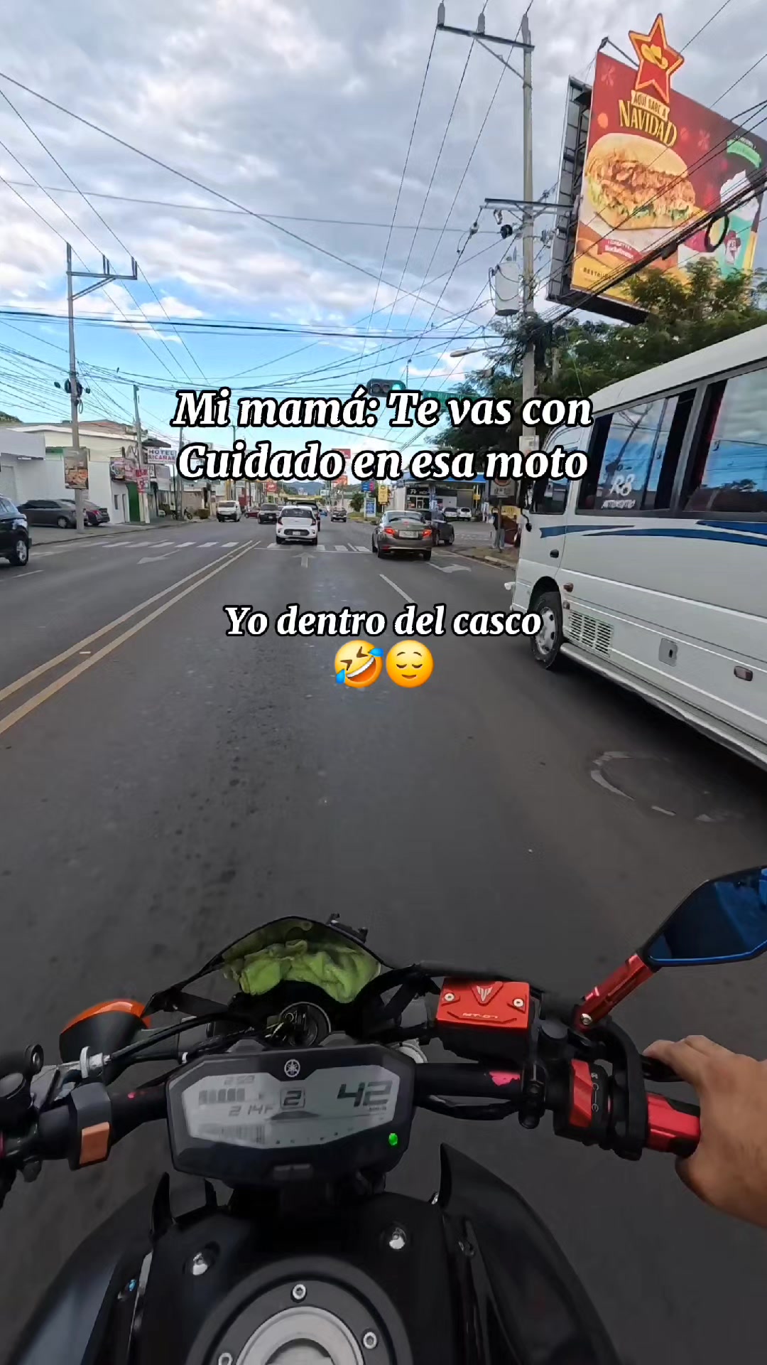 @La Mamalona🇸🇻🏍️