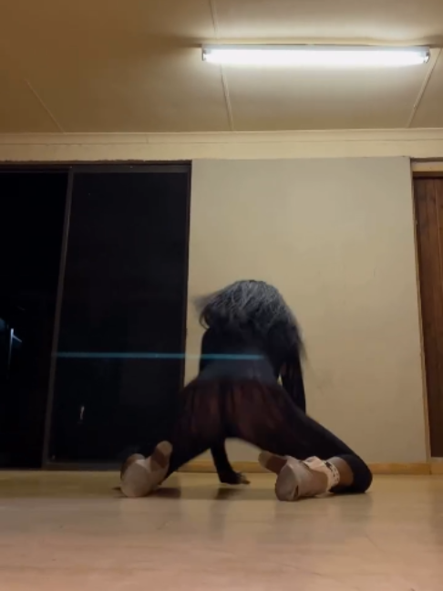 @Twerk Queen
