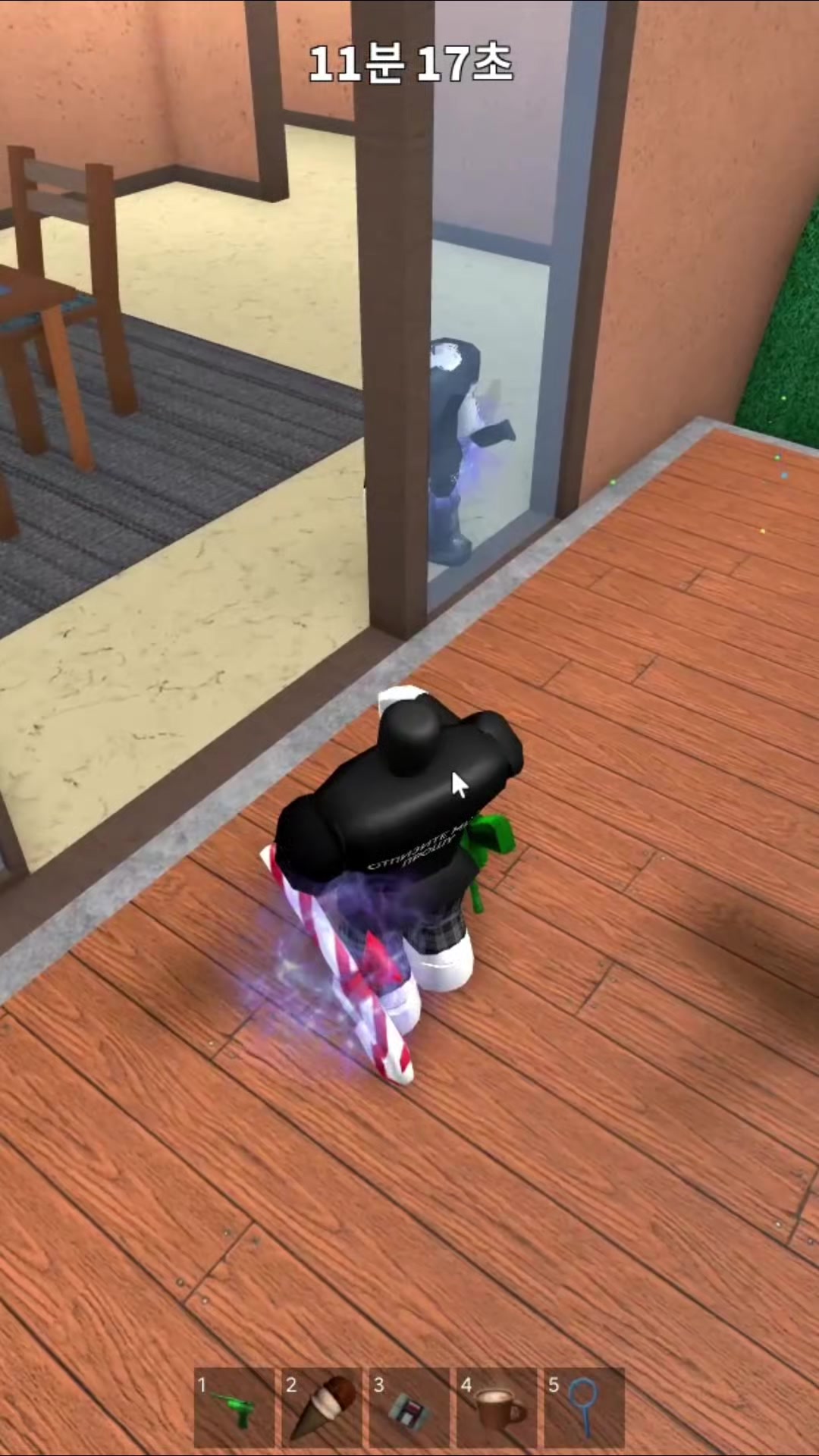 @FR0M1X