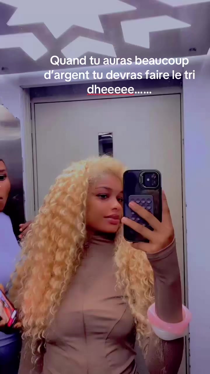 @Bęlįñdæ🎭🚬🐍🤤