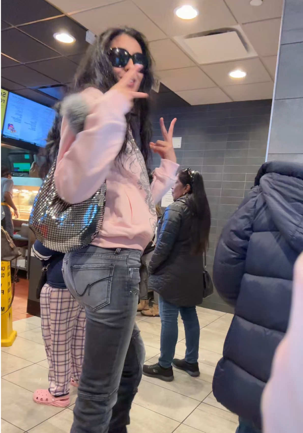 @𝐏𝐚𝐫𝐚𝐛𝐡𝐣𝐨𝐭🦒