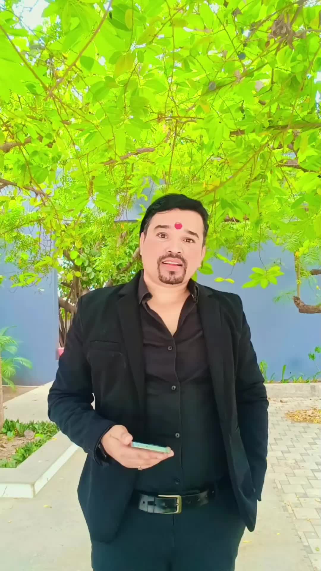 @🩷लोकेन्द्र सिह ❤️