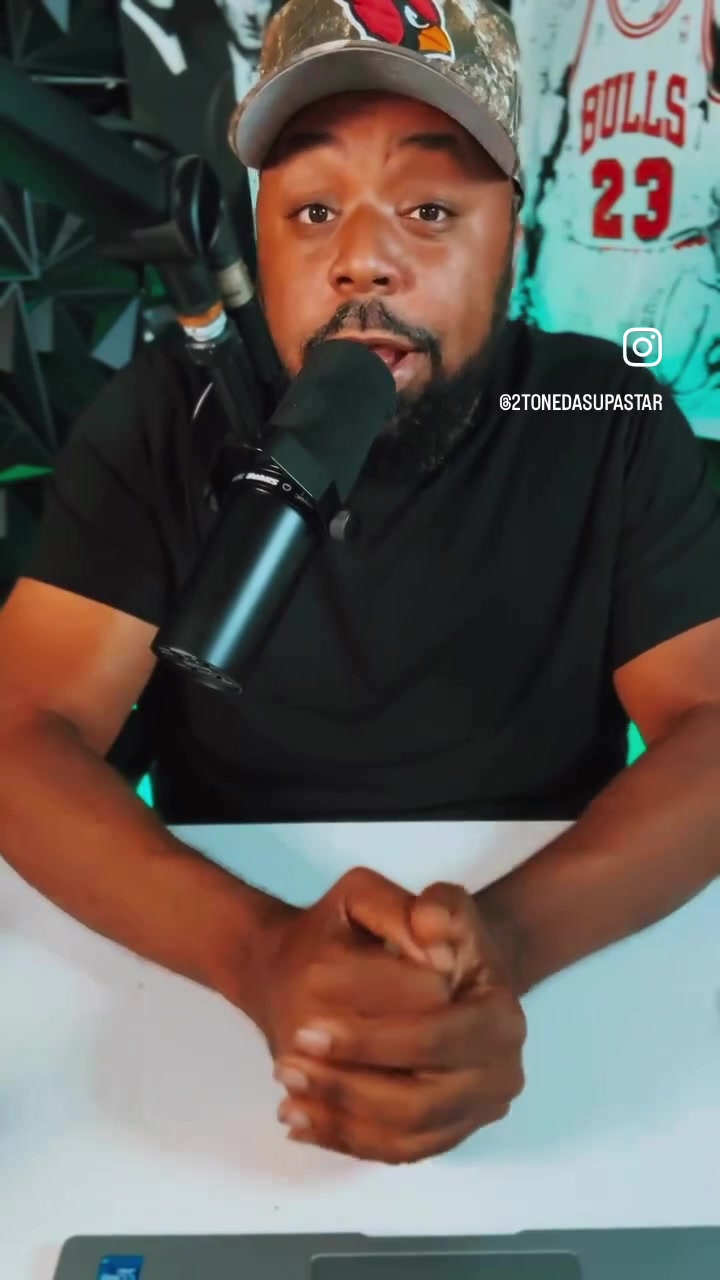 @NeeLa1101